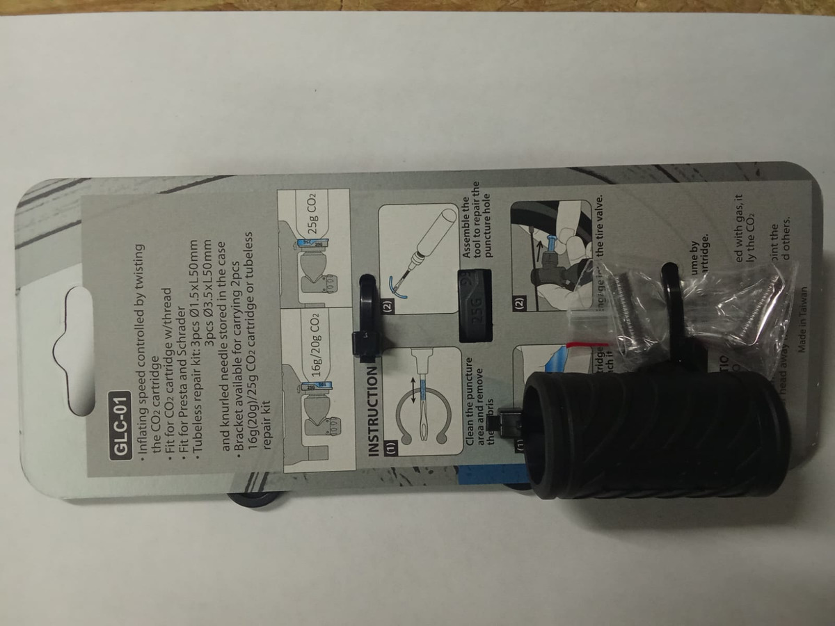 Micro Inflador Giyo Co2 C/kit Reparación Tubeless S/cartucho - Imagen 5