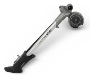 Inflador P/horquillas Y Suspensiones Gs-02d Giyo Max 300 Psi