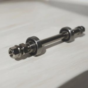 Eje Rueda Trasero Bici Macizo C/rulemán 6200 Largo 180 Mm.